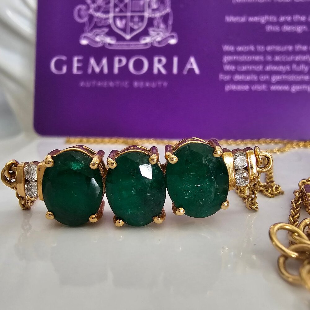 18K Yeliow Gold Emerald & Diamond  Lorique Necklace, Certificate of Authenticity